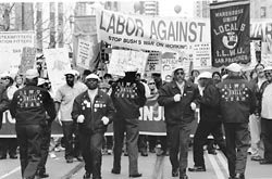 Anti-war demonstration with banner "Labaor aganist the war."